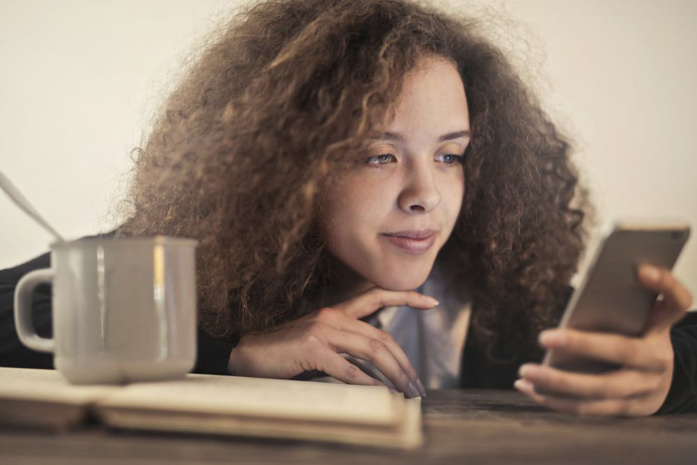 virtual relationships replace real ones